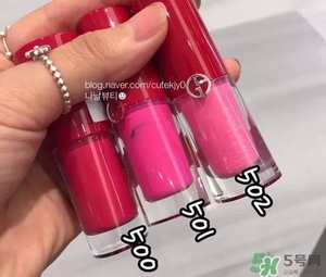 ������С�ֶ������ĸ�ɫ��𣿰�����С�ֶ����Ա����˺�ܵ��ĸ�ɫ��